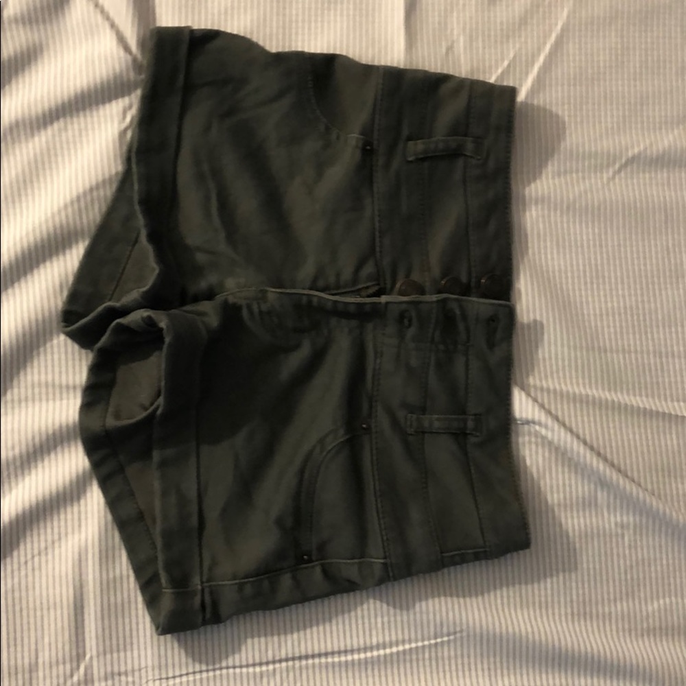 Shorts high rise triple button shorts